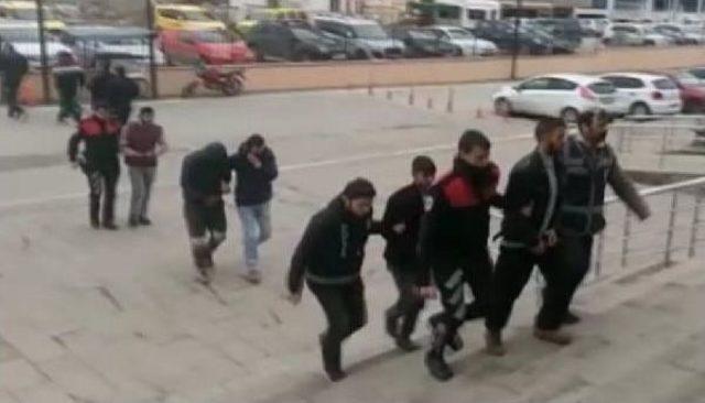 Edirne’De Çocukları Hırsızlıkta Kullanan 3 Kişi Tutuklandı