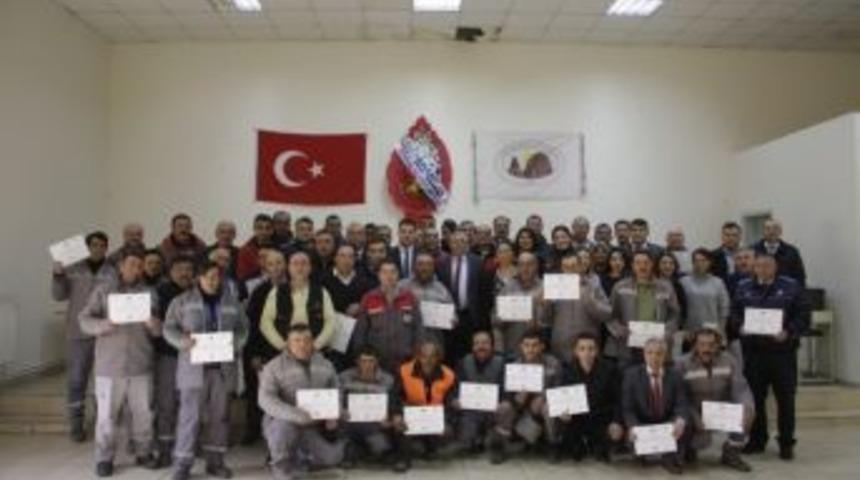 U&ccedil;hisar Belediyesi Personeli, Hizmet İ&ccedil;i Eğitim Sertifikalarını Aldı