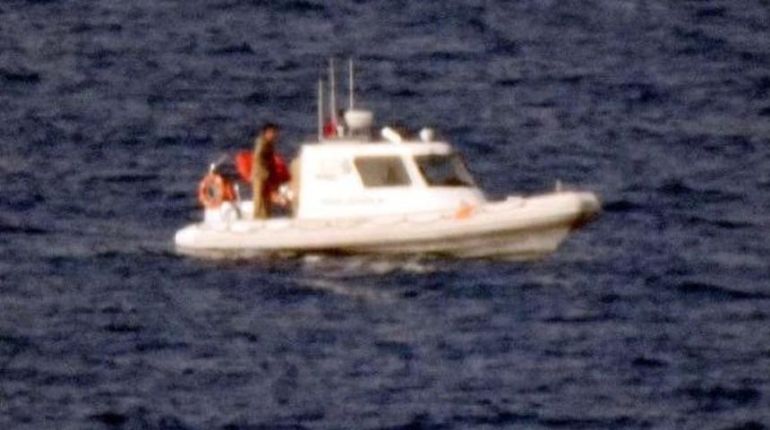 Kardak'ta Bekleyiş S&uuml;r&uuml;yor