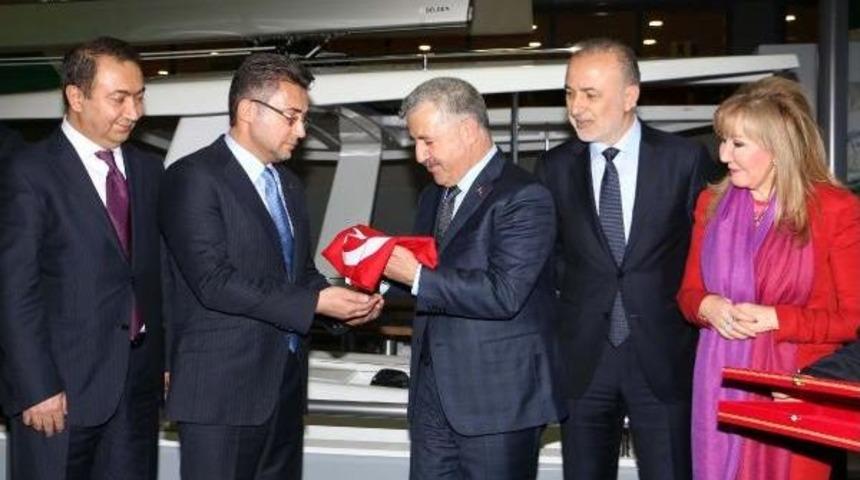 Bakan Arslan'dan 'taksim'e 3 Katlı T&uuml;nel' A&ccedil;ıklaması