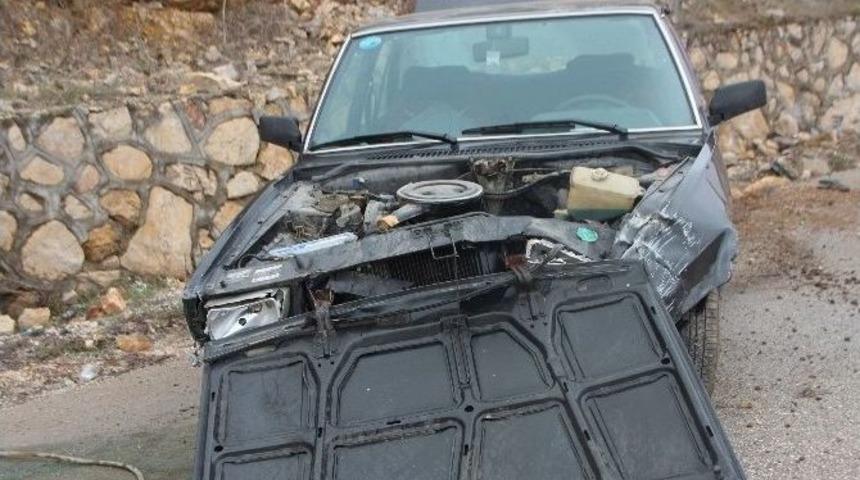 Bilecik&rsquo;te Trafik Kazası: 2 Yaralı