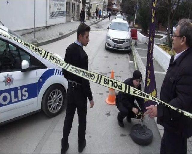 Kadıköy'de Silahlı Çatışma: 3 Yaralı