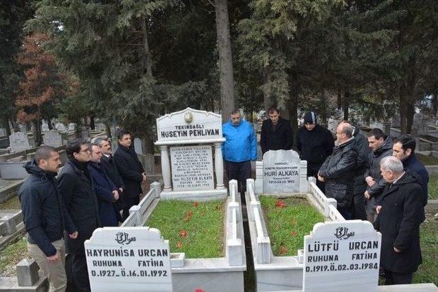 Efsane Güreşçi Hüseyin Pehlivan Mezarı Başında Anıldı