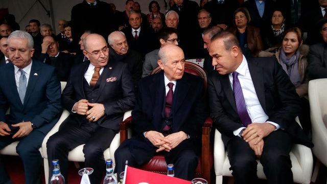 MHP nin adayı H&uuml;seyin S&ouml;zl&uuml; 1
