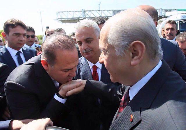 MHP nin adayı H&uuml;seyin S&ouml;zl&uuml; 4