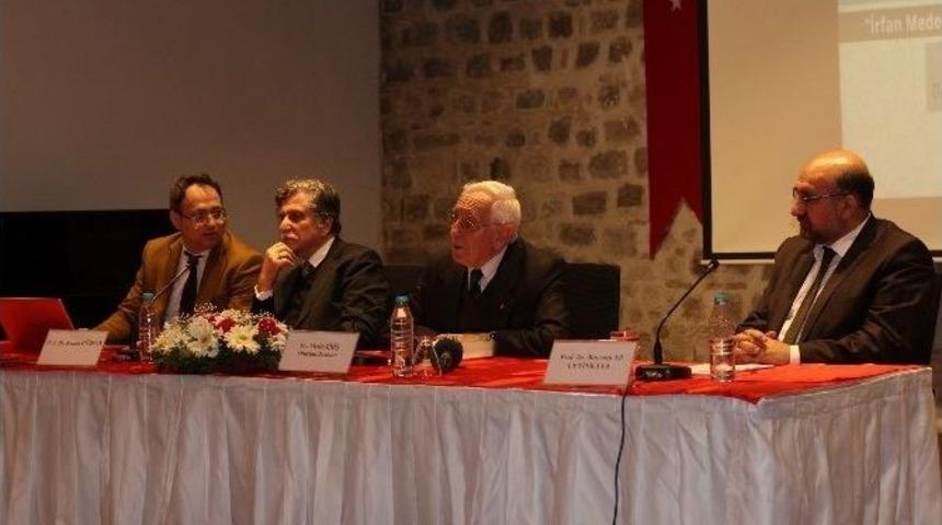 Edirne&rsquo;de &ldquo;irfan Medeniyetinde Bir Zirve: Hoca Ahmet Yesevi&rdquo; Paneli D&uuml;zenlendi