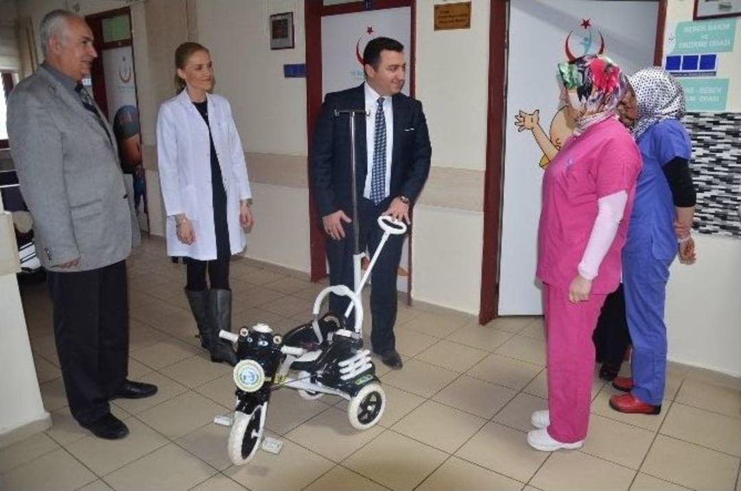 Başkan Bakıcı&rsquo;dan Hastanede Tedavi G&ouml;ren &Ccedil;ocuklara S&uuml;rpriz Hediye