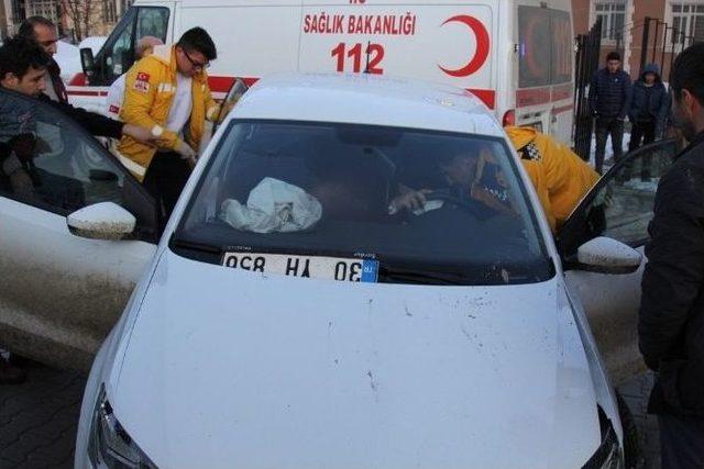 Başkale&rsquo;de Trafik Kazası: 1 Yaralı 1