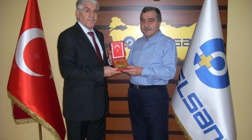 Mehmet&ccedil;ik Vakfından Aylık 6,8 Milyon Tl Yardım