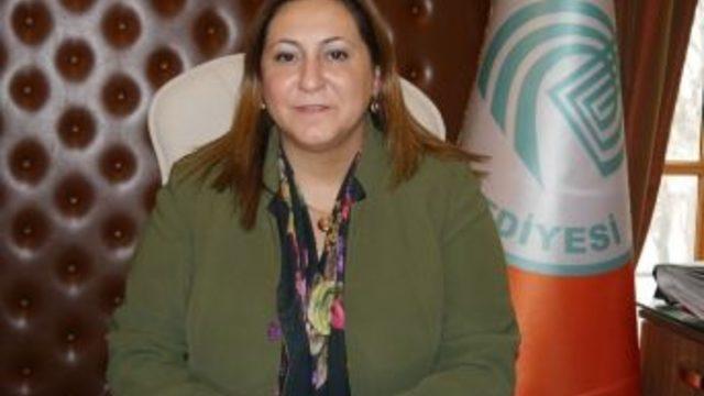 Gegeoğlu’ndan Kadınlara ‘dünya Kadınlar Günü’ Hediyesi