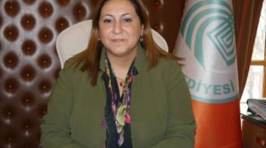 Gegeoğlu’ndan Kadınlara ‘dünya Kadınlar Günü’ Hediyesi