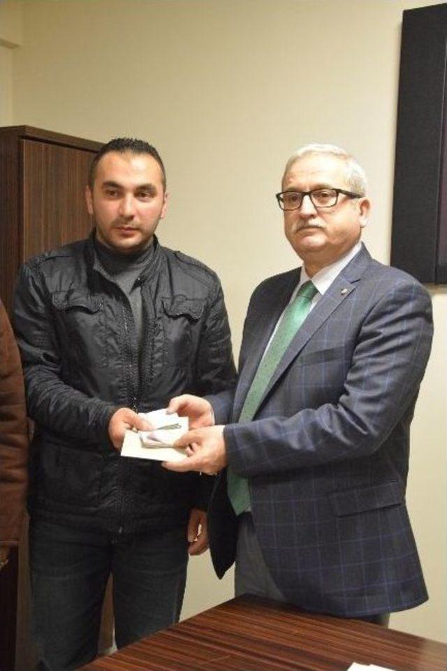 Dolmuş Şof&ouml;r&uuml;nden &Ouml;rnek Davranış 2