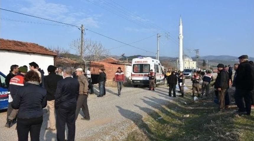 Akhisar&rsquo;da Servisin &Ccedil;arptığı &Ouml;ğrenci Hayatını Kaybetti