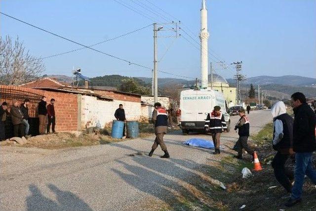 Akhisar’da Servisin Çarptığı Öğrenci Hayatını Kaybetti