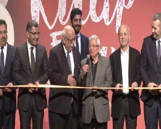 3. &Uuml;sk&uuml;dar Kitap Fuarı A&ccedil;ıldı 1