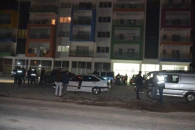 Kuşadası&rsquo;nda &Ccedil;eşitli Su&ccedil;lardan Aranan 8 Kişi Yakalandı 1