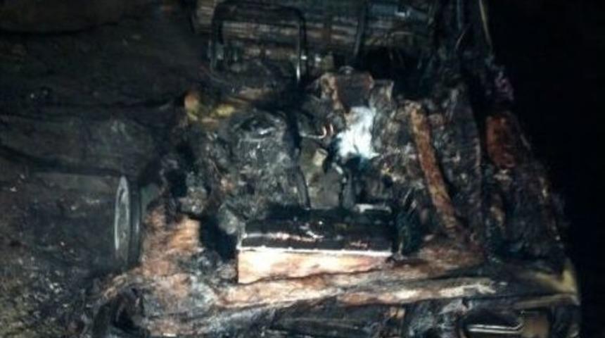 Başkent&rsquo;te &Uuml;&ccedil; Ayrı Noktada Yangın: 1&rsquo;i &Ccedil;ocuk 3 Yaralı