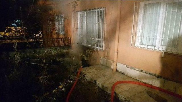 Başkent&rsquo;te &Uuml;&ccedil; Ayrı Noktada Yangın: 1&rsquo;i &Ccedil;ocuk 3 Yaralı 2