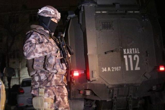 İstanbul da Şafak Vakti Uyuşturucu Operasyonu 1