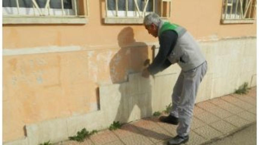 İzmit’te Okulların Eksikleri Gidiriliyor