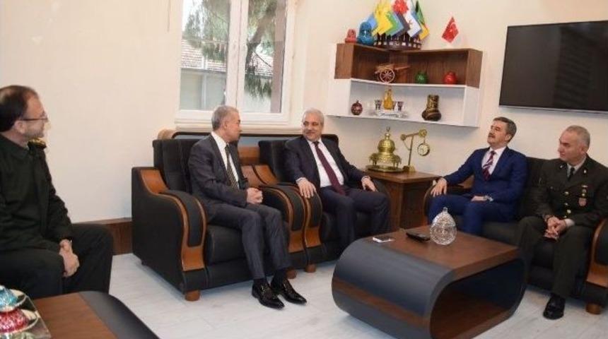 Vali G&uuml;ven&ccedil;er&rsquo;den Turgutlu&rsquo;ya Ziyaret