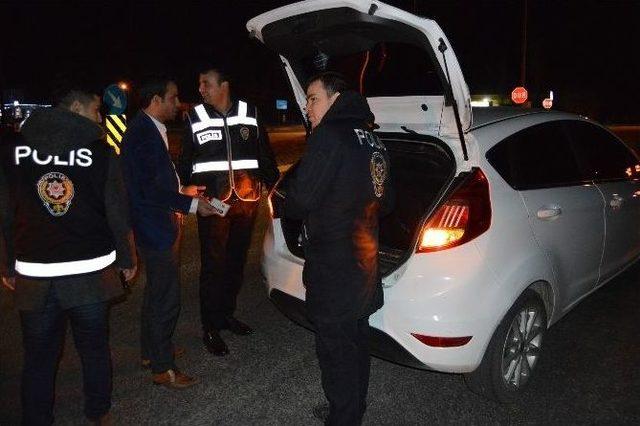 Besni Ve G&ouml;lbaşı İl&ccedil;elerinde "huzur T&uuml;rkiye" Uygulaması 1