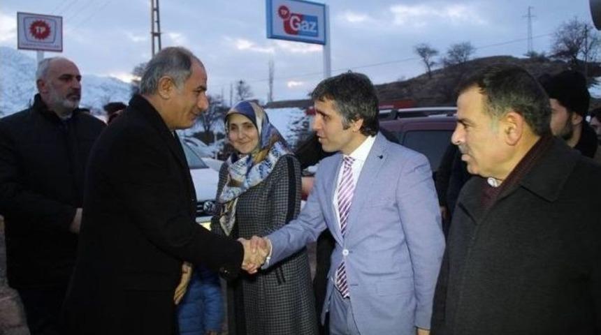 Efkan Ala Baba Ocağında Bakan Gibi Karşılandı