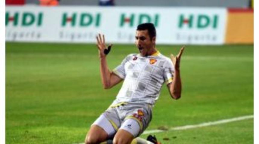 G&ouml;ztepe'de Jahovic Kariyer Rekoruna Yakın