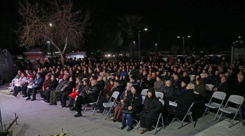 Chp'li &Ouml;zel: &Ccedil;aresizlik Ve G&uuml;vensizlik I&ccedil;indeler
