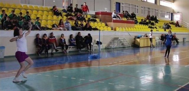 Selendili Badmintoncular Manisa Şampiyonu 2