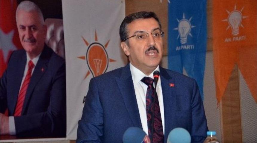 Bakan T&uuml;fenkci, Ak Parti İl Danışma Meclisi Toplantısında Konuştu