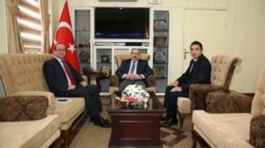 Dsi Trabzon B&ouml;lge M&uuml;d&uuml;r&uuml; Kasap, Vali İsmail Ustaoğlu&rsquo;nu Ziyaret Etti