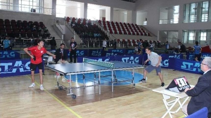 Masa Tenisi Grup M&uuml;sabakaları Başladı