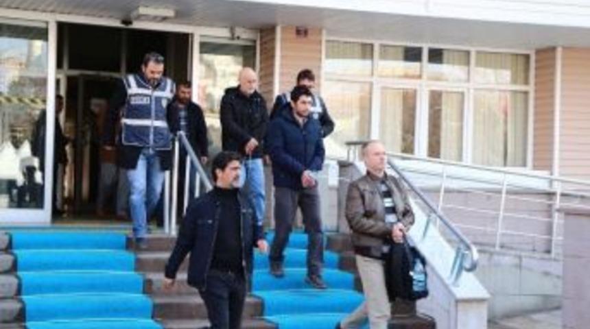 Kırıkkale&rsquo;de Fet&ouml;&rsquo;den G&ouml;zaltına Alınan 4 Polis Tutuklandı