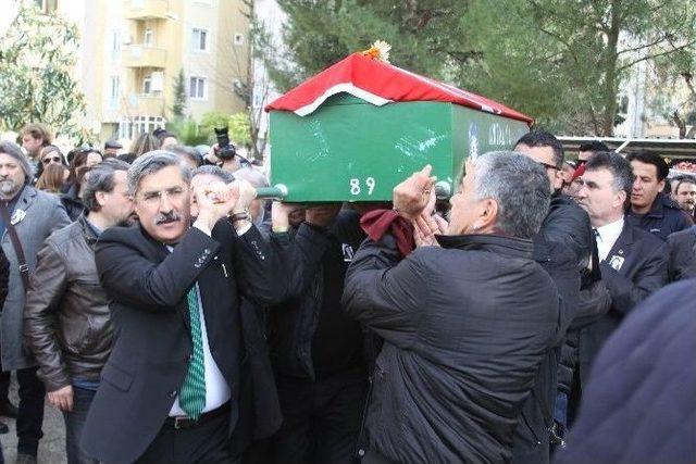 48 Yaşında Kansere Yenilen Sanat&ccedil;ıya Veda 2