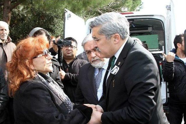 48 Yaşında Kansere Yenilen Sanat&ccedil;ıya Veda 3