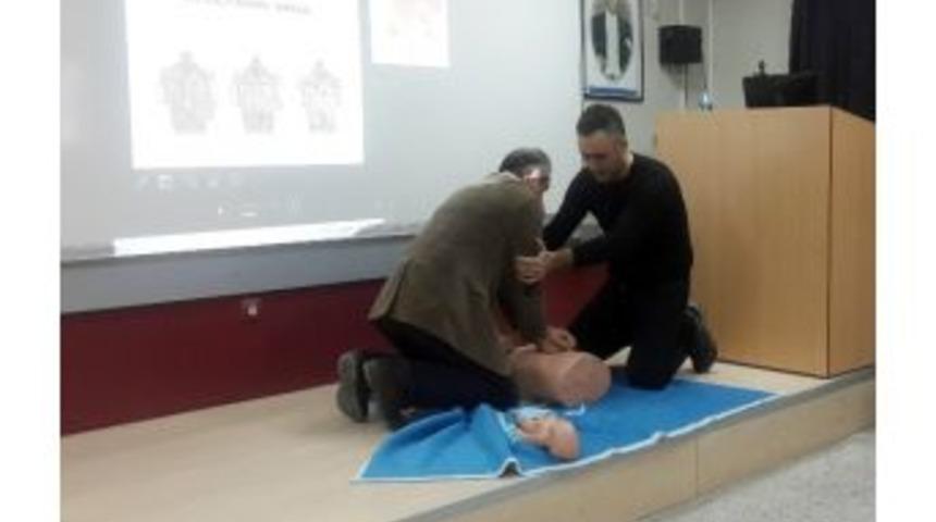 Trakya Üniversitesinde İlk Yardım Eğitimi