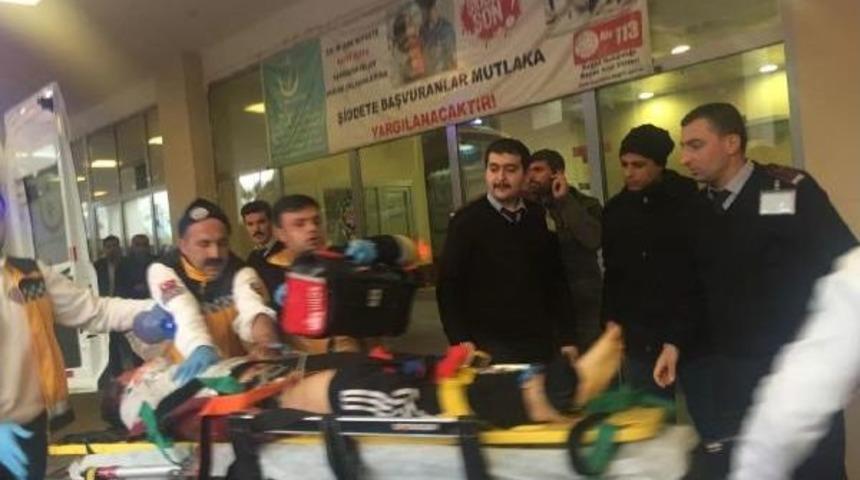 Şanlıurfa&rsquo;Da Motosiklet Devrildi: 2 &Ouml;l&uuml;