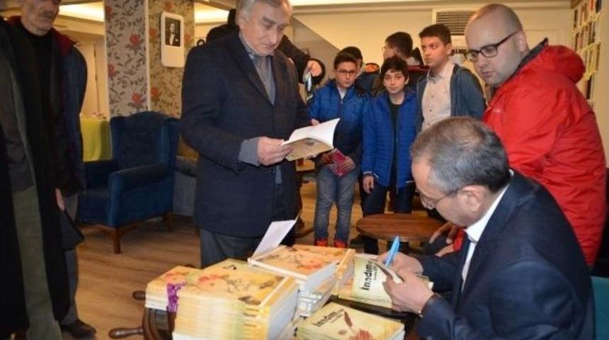 Dr. Din&ccedil;&ccedil;ağ&rsquo;dan İmza G&uuml;n&uuml;