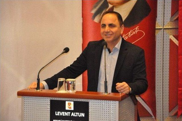 Gebzeli Yazar Levent Altun, “özlem’e Mektup” İsimli Kitabını Tanıttı