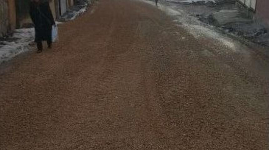 Ter&ouml;r Olaylarında Zarar G&ouml;ren Mahallelerde Alt Yapı &Ccedil;alışmaları Başladı