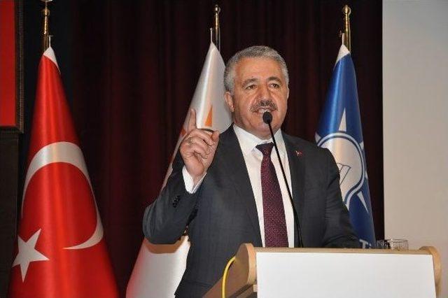 Bakan Arslan, Ak Parti İl Danışma Meclisi Toplantısı’na Katıldı