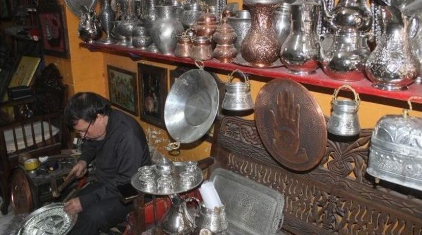 Bakırcılık Sanatı Can &Ccedil;ekişiyor