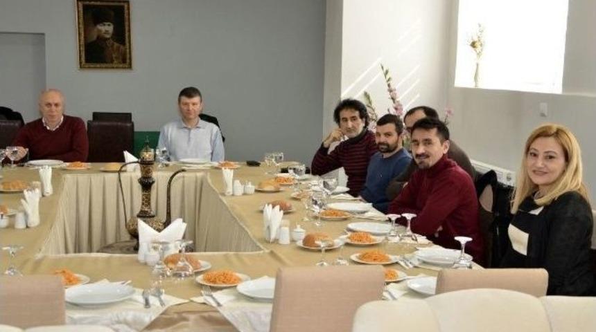 Hakkari İl Jandarma Komutanı Basınla Sohbet Toplantısı Düzenledi