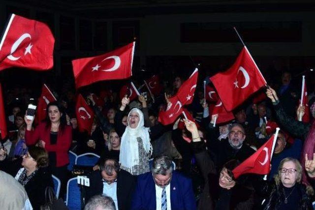 Meral Akşener'in Çanakkale'deki Toplantısı Öncesi Salon Krizi (2)