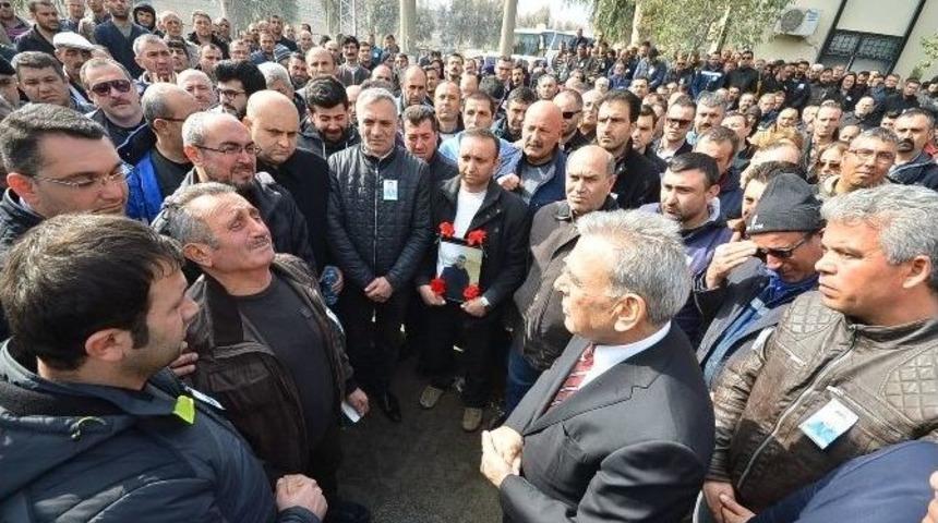 Başkan Kocaoğlu&rsquo;dan İzbeton Personelinin Ailesine Başsağlığı