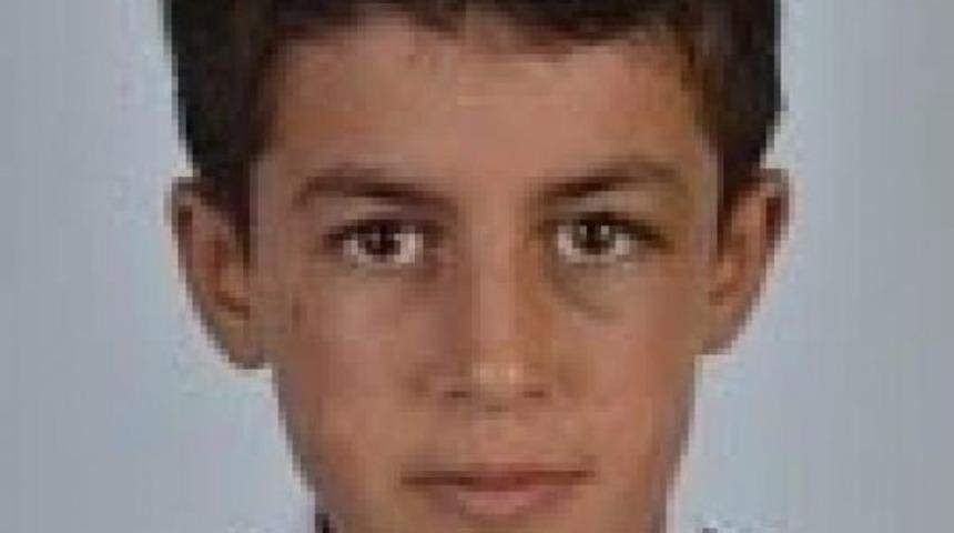 &Ouml;ğrencinin &Ouml;ld&uuml;ğ&uuml; Kazada Servis Şof&ouml;r&uuml; Tutuklandı