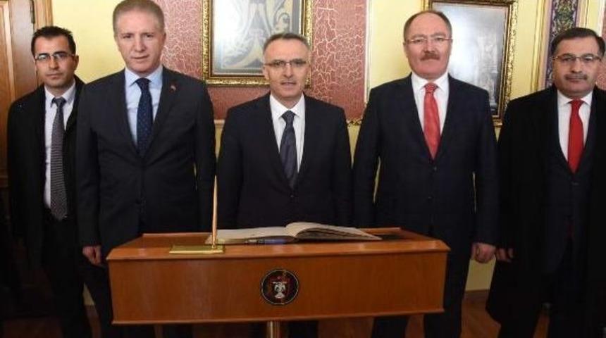 Bakan Ağbal: İcracı H&uuml;k&uuml;metlere Ihtiyacımız Var (2)