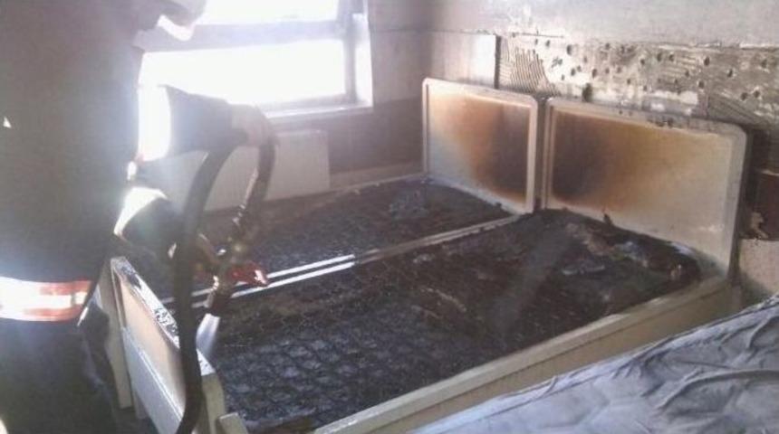 Elazığ&rsquo;da Hastanede Yangın