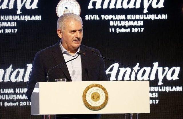 Başbakan Yıldırım Antalya’da Stk Temsilcileriyle Bir Araya Geldi